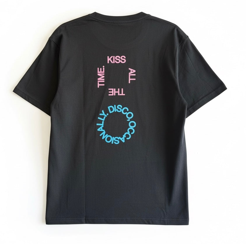 Harry Styles black T-shirt